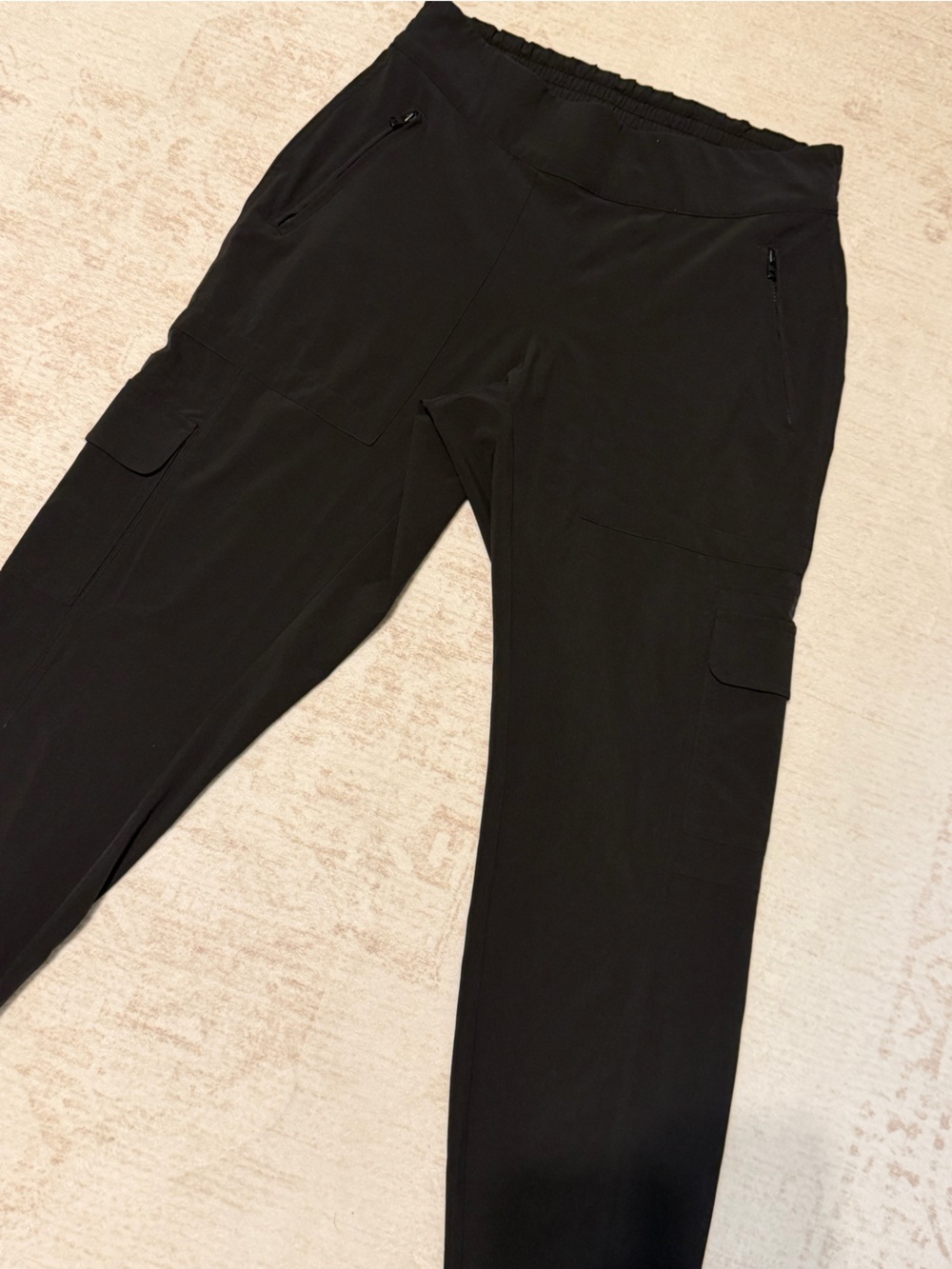 Athleta Black Cargo Jogger Pants Women’s Size 4 - Picture 2 of 6